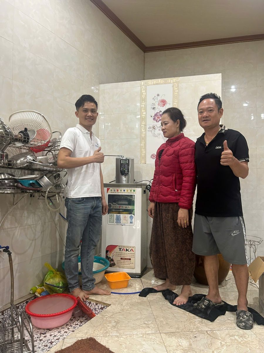 Bàn giao máy lọc nước điện giải ion kiềm Panasonic TK-AS66 cho gia đình anh Ninh- Cửa Hội